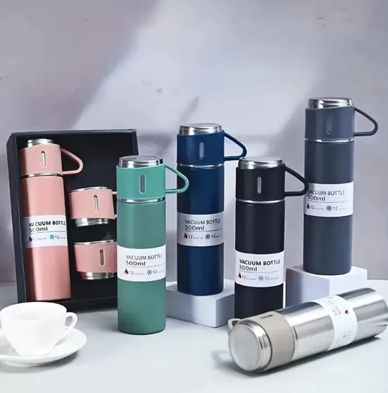JUEGO DE TERMO CON 2 TAZAS EXTRAS 550ml